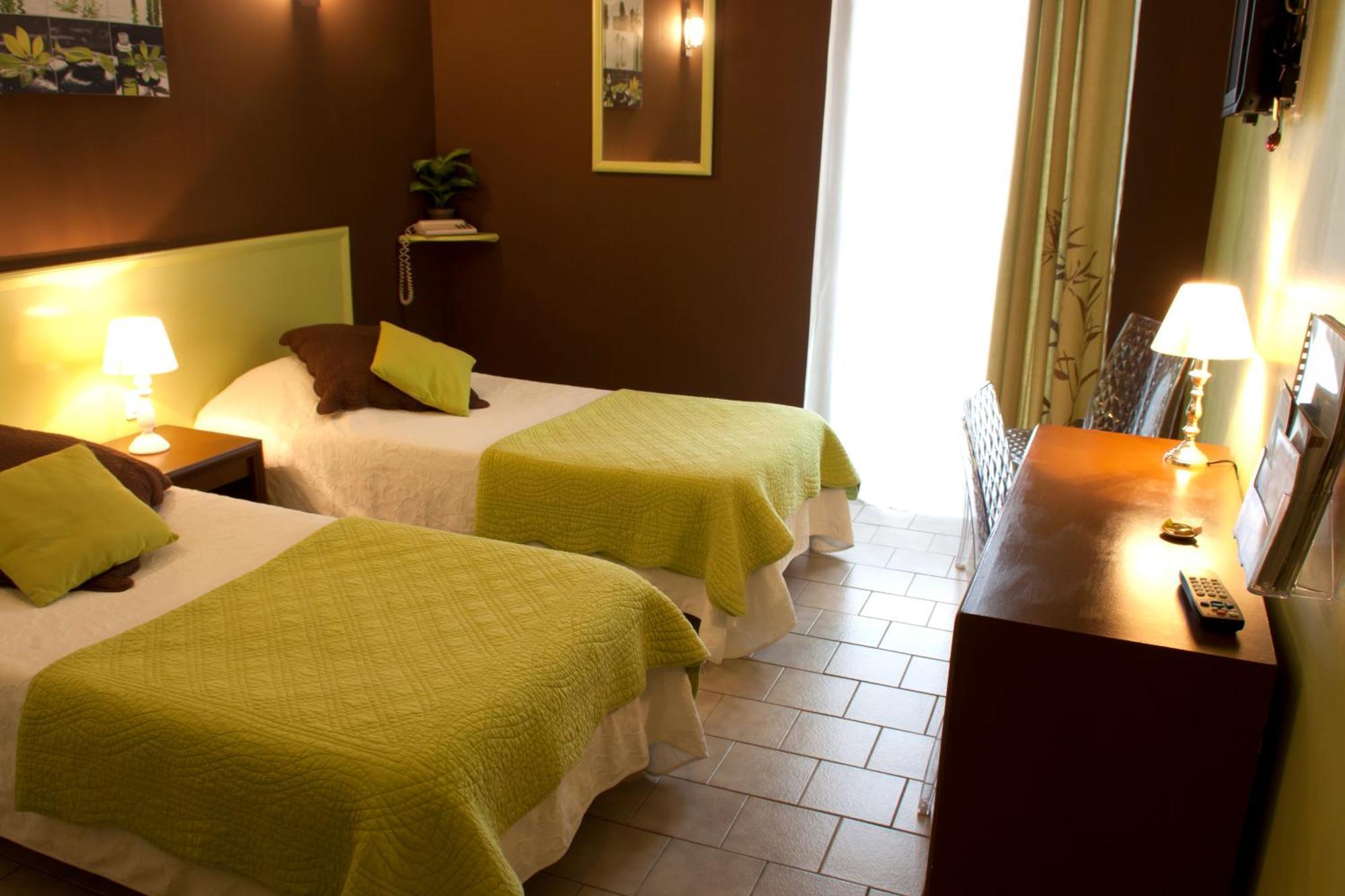 Logis Hotel Le Nuage La Bussière Kamer foto